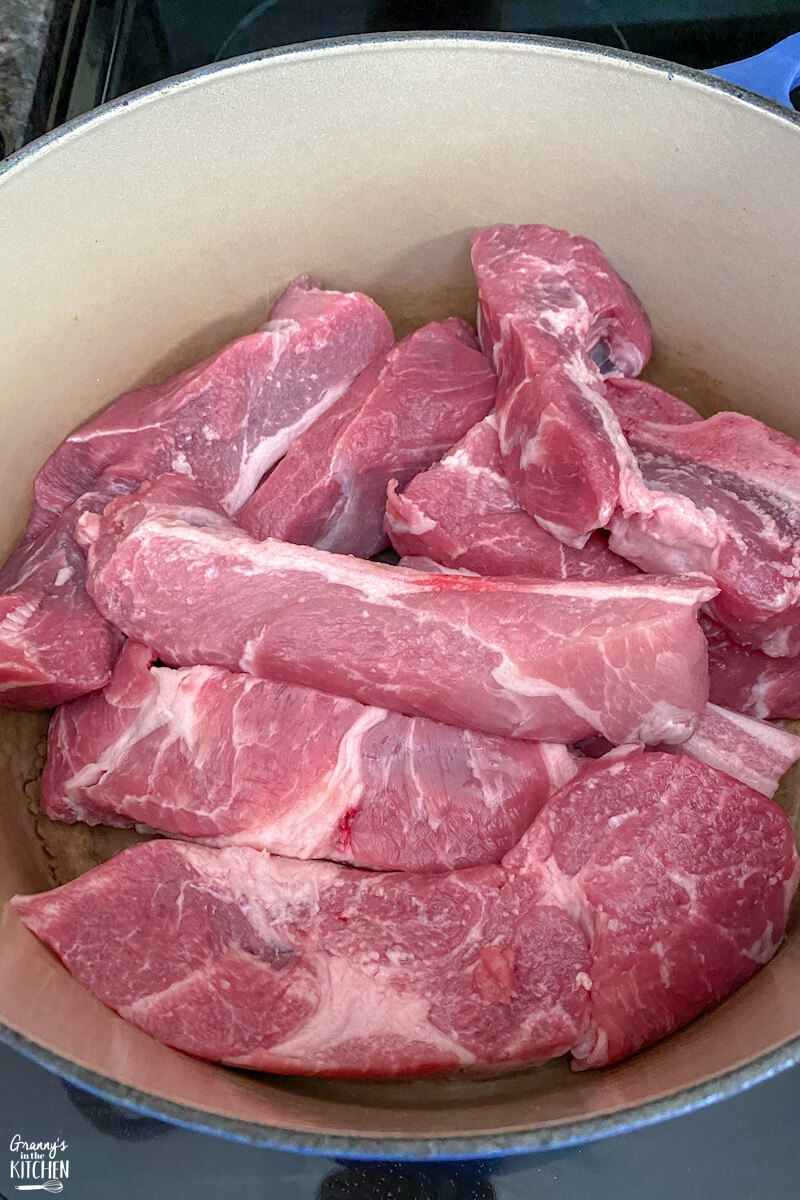 boneless ribs in dutch oven pot