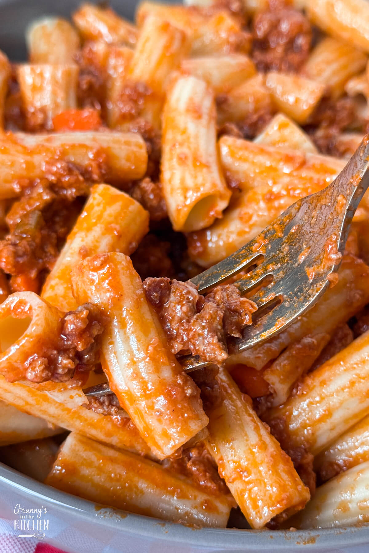 forkful of rigatoni.